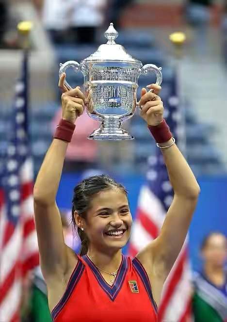 展虽起步晚 展虽起步晚