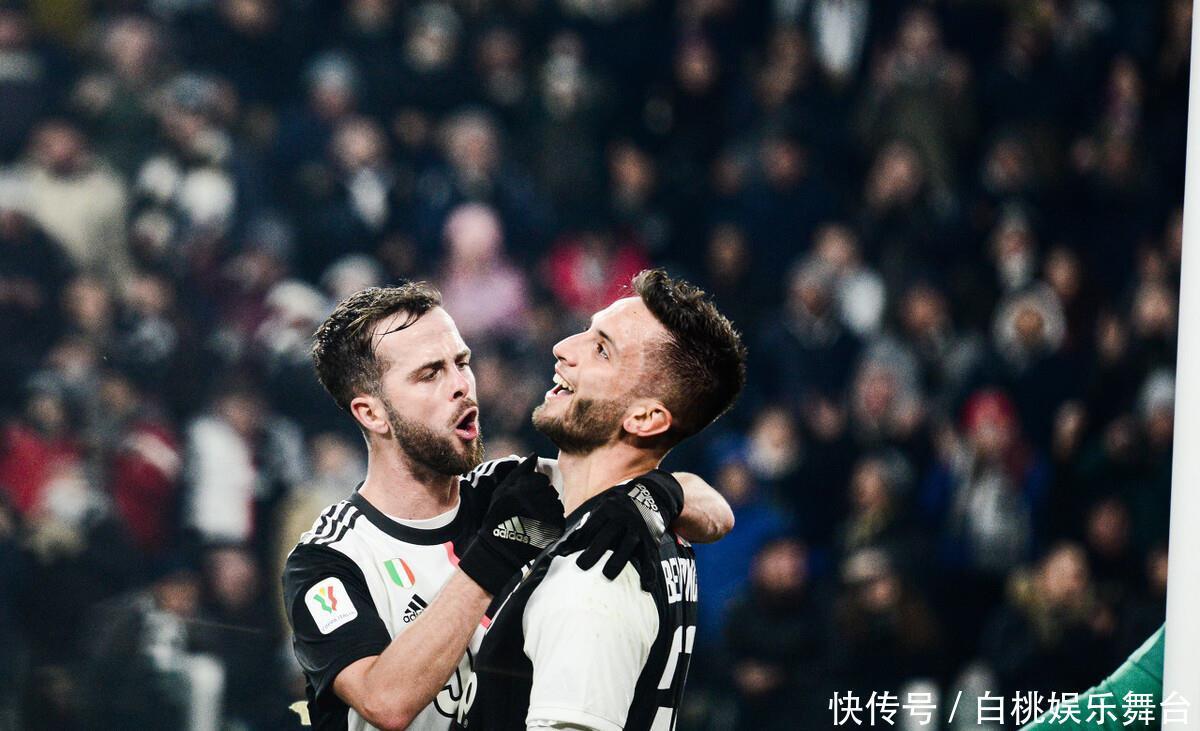 显得颇为亲 显得颇为亲