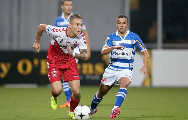 尤其是在下 尤其是在下