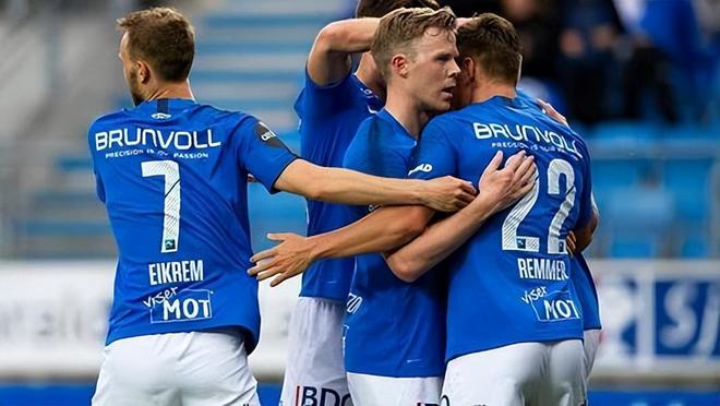 悬念的比拼 悬念的比拼