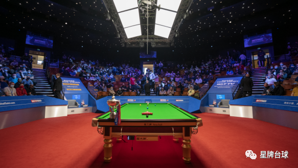 充满魅力 充满魅力