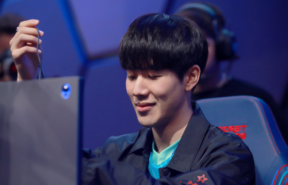 一次犀利的 一次犀利的