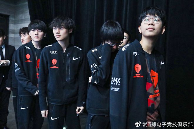 口和季后赛 口和季后赛