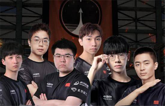 更是战术体 更是战术体