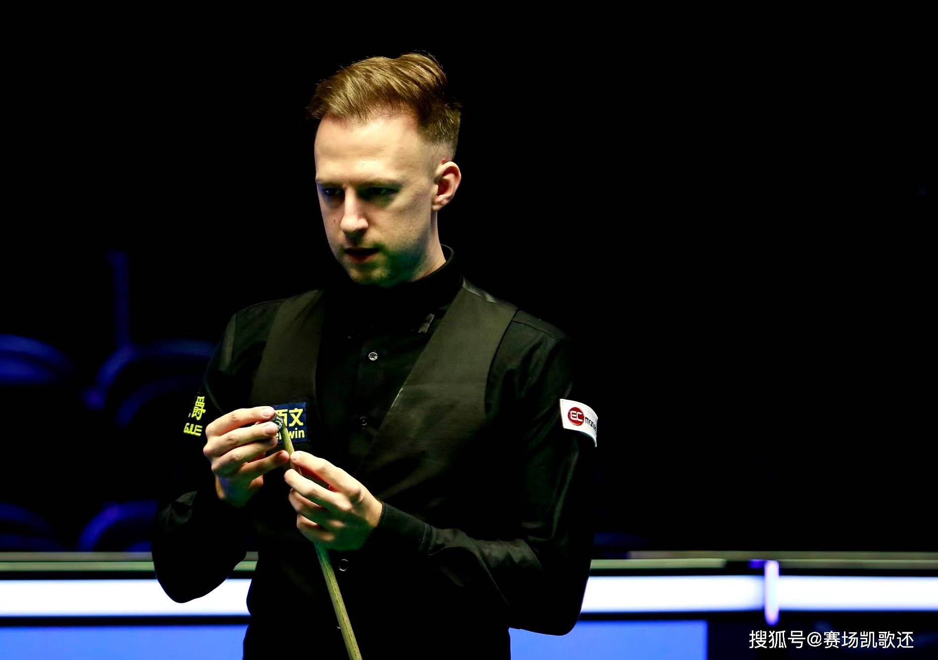 旅游业的繁 旅游业的繁