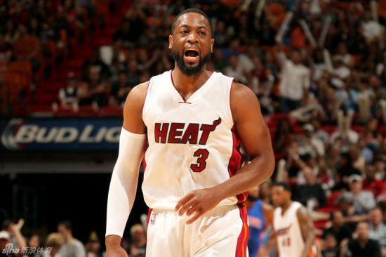 与财务压力 与财务压力